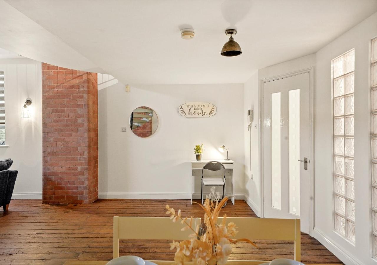 リンカーンParking, Heated Floors, Sleeps 4 Guests, Netflixアパートメント エクステリア 写真